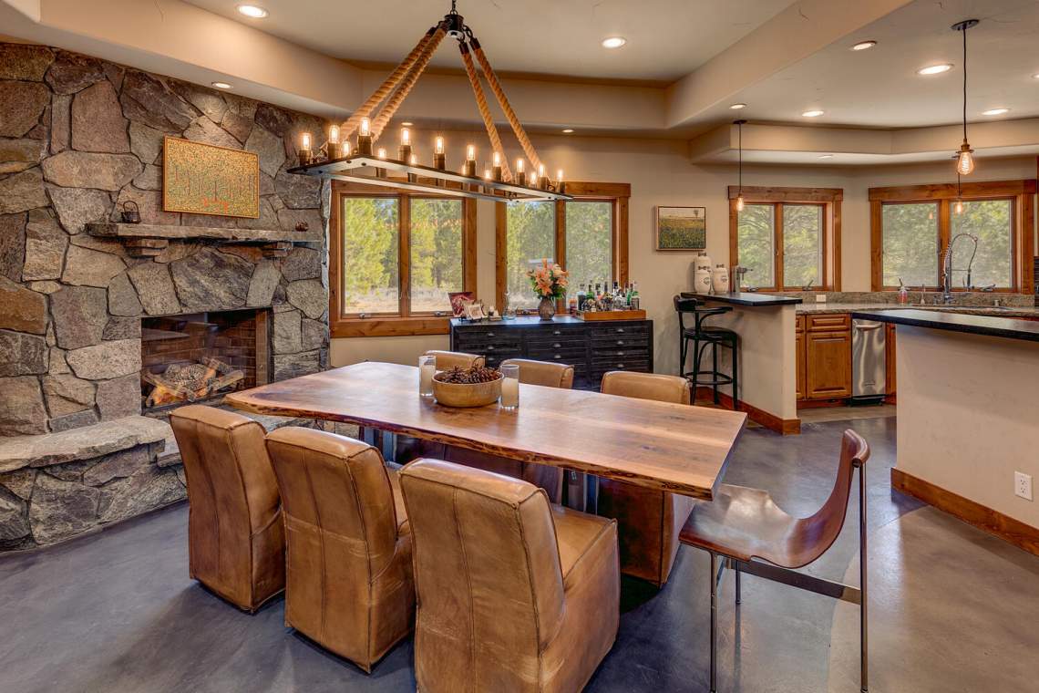 11710-Tinkers-Landing-Truckee-large-021-008-Dining-Room-1500x1000-72dpi