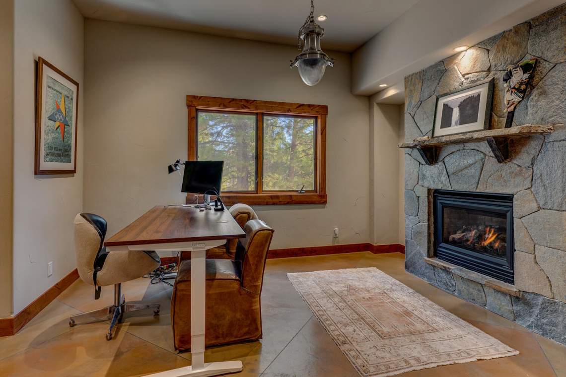 11710-Tinkers-Landing-Truckee-large-041-034-Office-1500x1000-72dpi